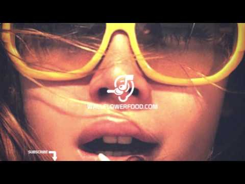 Silverella-Elvis Skyline - The Way You Turn Me On (Free Download Here!)