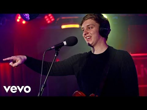 George Ezra - I Try (Macy Gray cover in the Live Lounge)