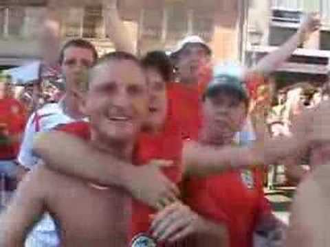 England Football Fans Sing -  10 German Bombers