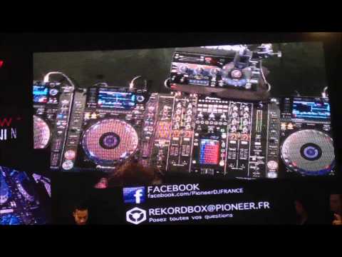 ANTONIN supports Julian Wess & Mike Carey @ DISCOM/MIXMOVE 2013 (Paris) [2013.03.19]