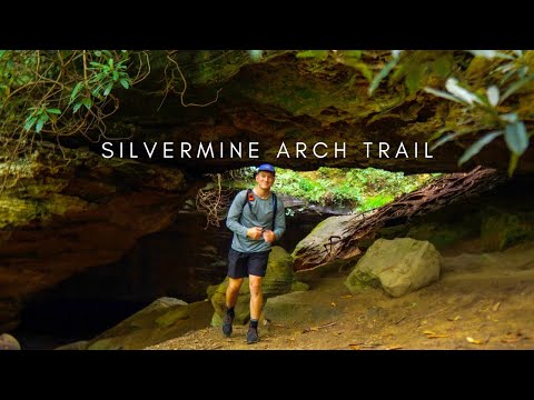 Hiking Silvermine Arch Trail in Red River Gorge, Kentucky