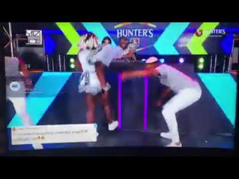 Makhadzi Performing Sugar Sugar @Lockdown House Party