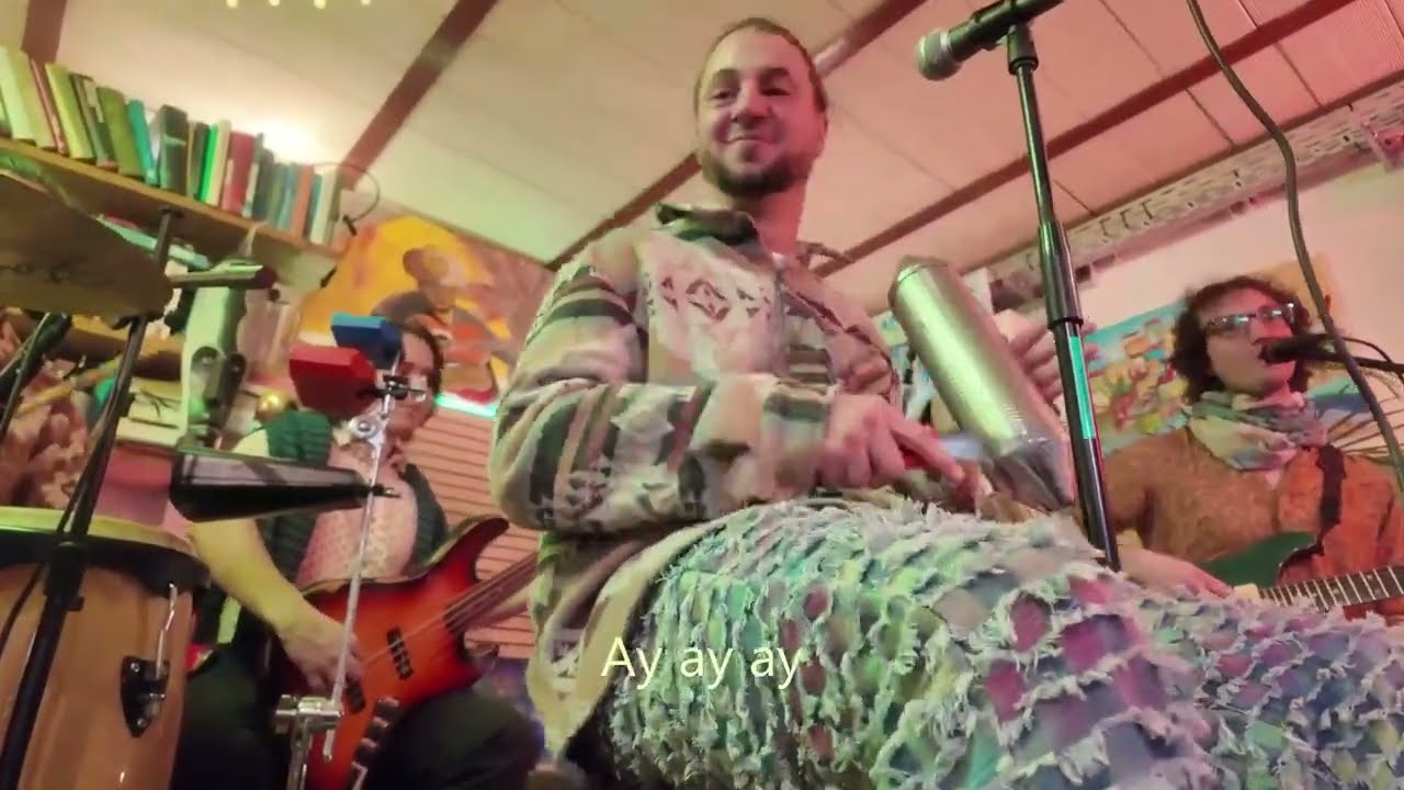 Sudaka at Tiny Kella Session