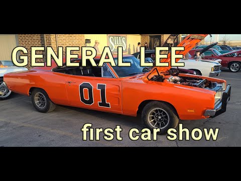Restoration Dodge Charger R/T 1969 General Lee First car show