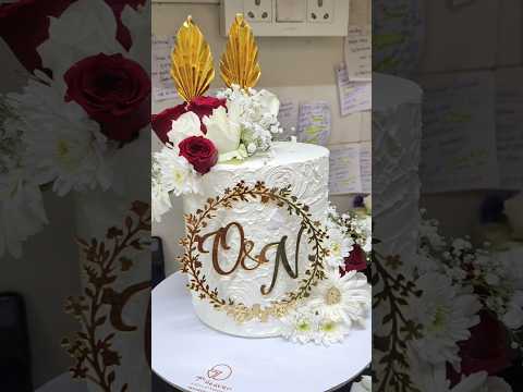 #cake #cakedecorating #shortsviral #shorts #youtubeshort #viralshort #anniversarycakes #sudhirchefty