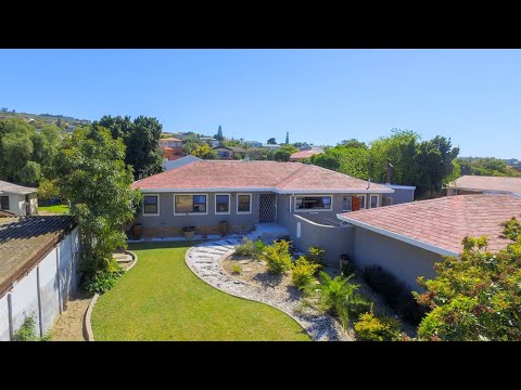 4 Bedroom House for sale in Western Cape | Cape Town | Bellville | Loevenstein |