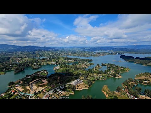 ⛰️ Am urcat 750 de trepte! | GUATAPÉ & EL PEÑOL 🇨🇴