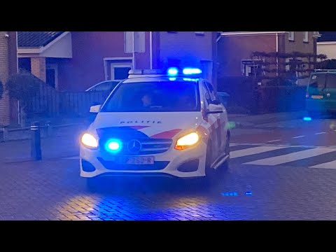 Prio 1 Politie brandweer en ambulance naar Verschillende meldingen op Urk |