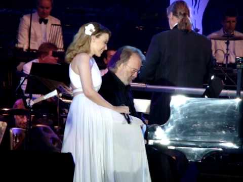 KYLIE MINOGUE - WHEN ALL IS SAID AND DONE - at Hyde Pk (direct film of stage, NOT of the screen)