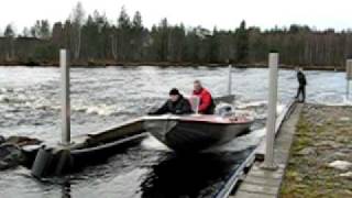 preview picture of video 'Fish ladder & boat lock fischweg & schleusentreppe 1'