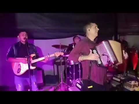 ARIS RAMOS Y LA NUEVA SENSACIÓN CANTO A BOCAS DEL TORO EN VIVO