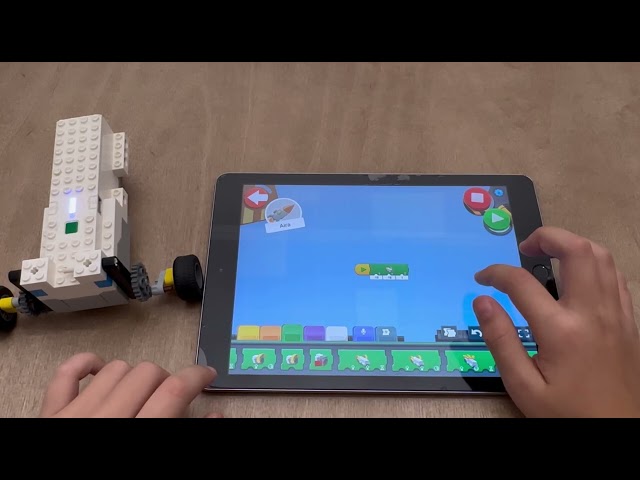 Vídeo relacionado con The LEGO BOOST Idea Book: 95 Simple Robots and Hints for Making More!