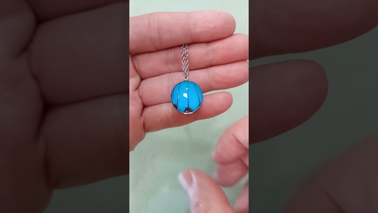 collana 18mm con vera ala blu di farfalla Papilio ulysses per mamme sotto lente di vetro gioiello fatto a mano