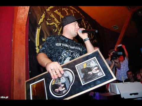 08 pih czarny kruk zlapany w zamknietym rozdziale zycia  blend