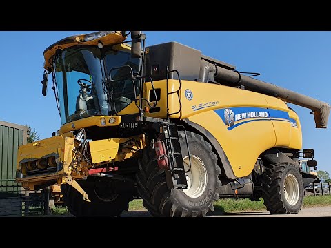 New Holland cx8070 walk around