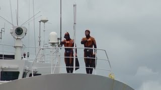 preview picture of video '[PL04 やひこ] 海上保安庁 潜水士による海面飛込み・登はん訓練展示 2013.7.15'