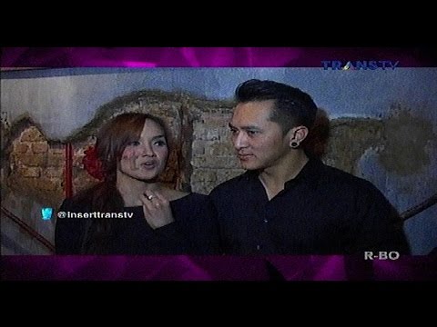 Sara Istri Demian Ceritakan Pengalaman Horor Nya Di Dalam Buku @Insert 20 Desember 2014