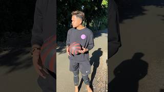 Download lagu Kaki kiri pemain sepak bola paling cupu di bumi 😆 #football #sepakbola #tarkam #footballskills mp3