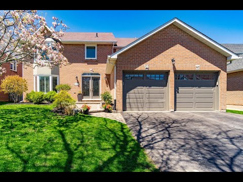1405 Helen Court Oakville Home for Sale - Real Estate Properties for Sale