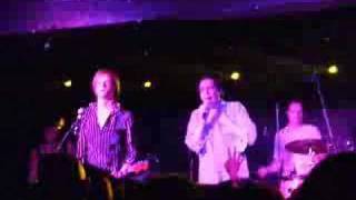 Art Brut - Late Sunday Evening (live in Manchester)