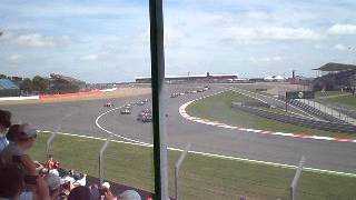 preview picture of video 'F1 Silverstone 2013 -  start and first corner'