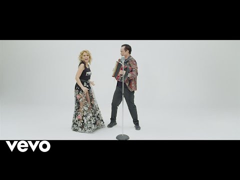Adriana Lucía - Festival En Guararé (Video Oficial) ft. Alfredo Gutiérrez