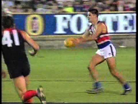 VFL Football Flashbacks : 1990 Melbourne vs Footscray Fosters Cup VFL Park