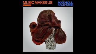 Into the Vault: Kate Pierson of the B-52s’ Wig &amp; Dress
