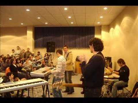 Trei Doi Unu - Traiesc