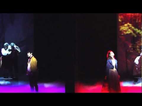 LIVE/1789, les amants de la Bastille - Tomber dans ses yeux (intégrale) -Camille Lou & Louis Delort