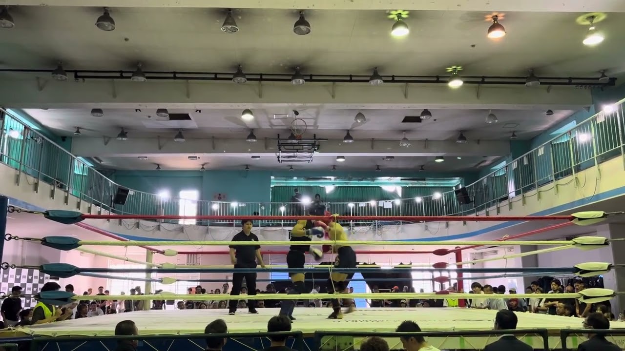 かえでVS髪の毛が長い選手　フルファイト