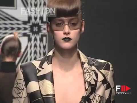 "Extè" Spring Summer 2001 1 of 4 Milan Pret a Porter by FashionChannel
