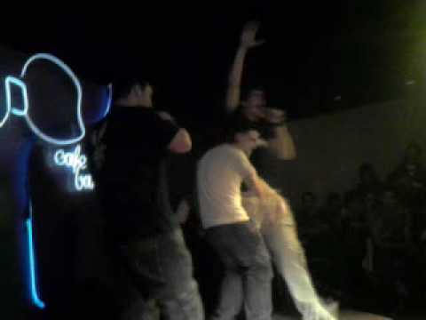 replica final gallos soria 2009 Peke vs Tony.3gp