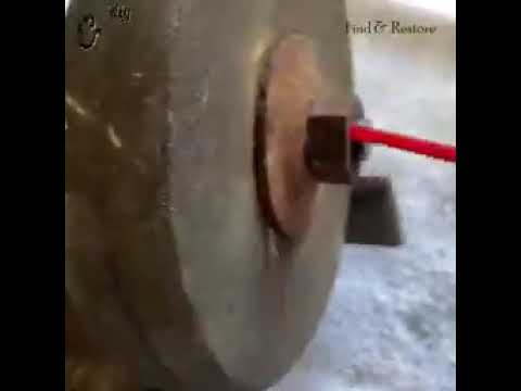 Antique Hand Crank Grinder Restoration