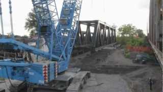 preview picture of video 'LIEBHERR LR serie - Cambio ponte San Donà di Piave con 220 tonnellate di carico'