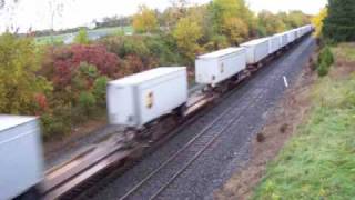 preview picture of video 'CSX Q109 at Oakland Rd, 10-10-09'