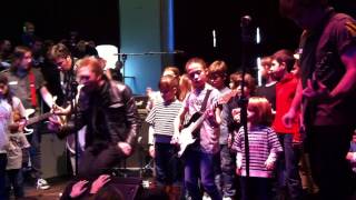 SUGUS KURT BAKER &amp; JULIA - The beast with five hands (Groovie Ghoulies cover)