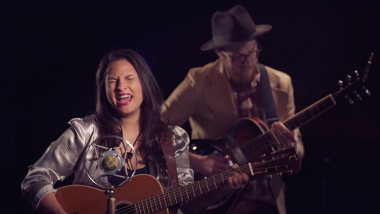 Danni Nicholls // Hear Your Voice // Filmed at The Bear Club
