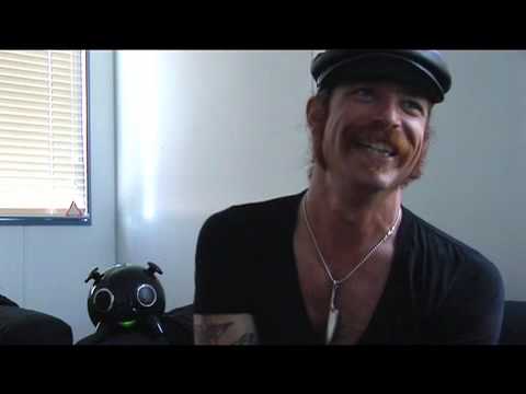 Jesse Hughes and Josh Homme meet Kerri oh no!!!!.mov