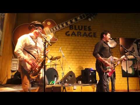 Mike Zito & The Wheel @ Bluesgarage, Isernhagen DE on 2016-11-19 "Make Blues Not War"""