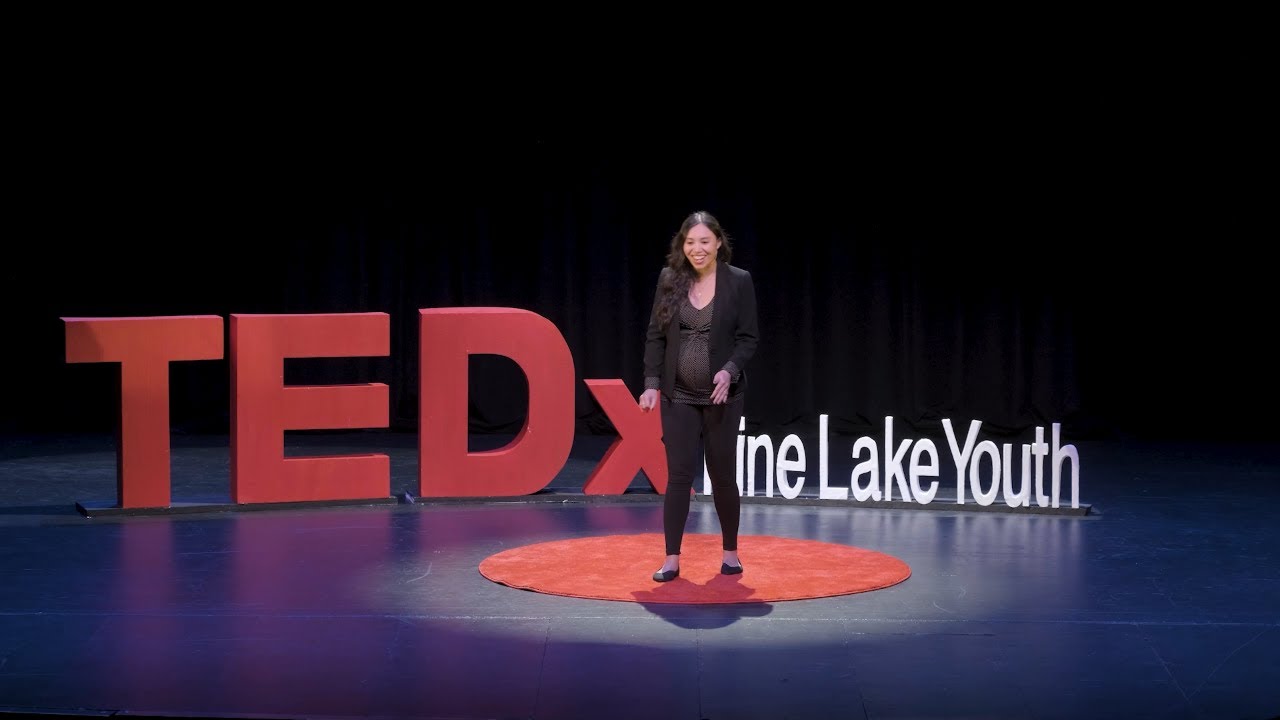 Ang Barnard on stage
