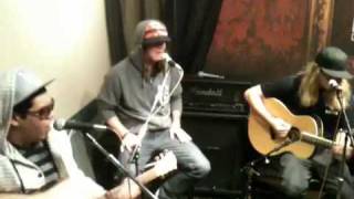 Lay me down acoustic @ Q101 in Chicago