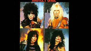 Motley Crue - First Band On The Moon