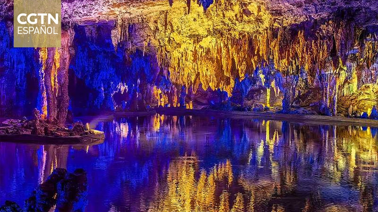 Veranos frescos, las maravillas naturales y la rica cultura de Guizhou atraen a turistas extranjeros