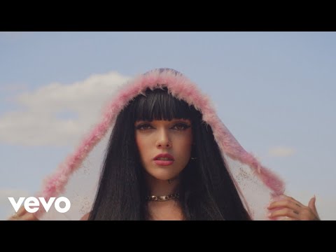 La Xinni - Con la Boca Cerrada (Video Oficial)