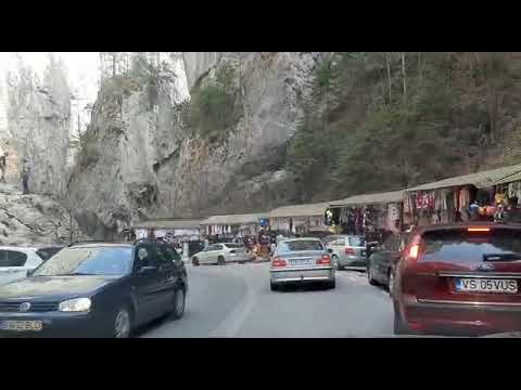 Cheile Bicazului,văzute dinspre Lacu Roșu.                      Aprilie 2022