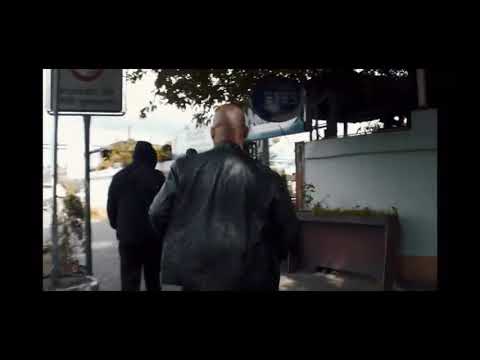 4 Blocks | Hamady's überfallen Rocker