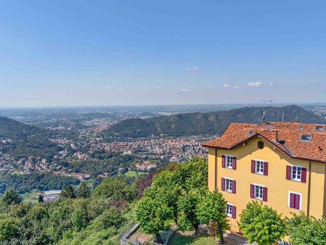 A COMO, SPLENDIDI APPARTAMENTI CON VISTA PANORAMICA