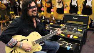 Video thumbnail for Northwest Guitars: Red Witch Seven Sisters Eve tremolo pedal by Northwest Guitars