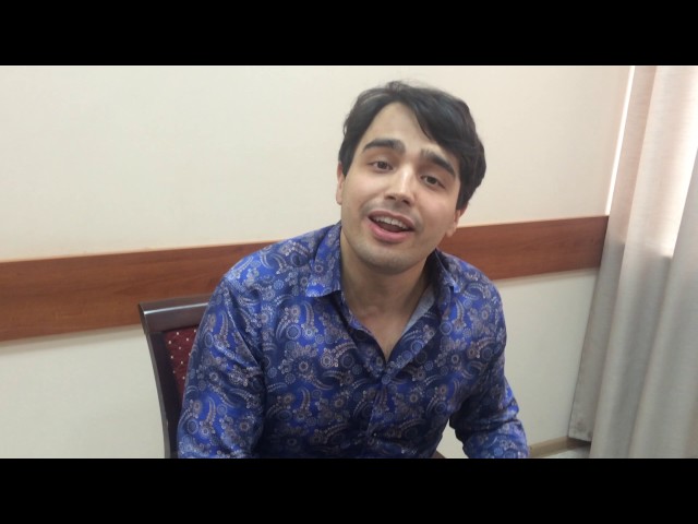 Артур ИСЛАМОВ 8 март белән җырлап котлый!